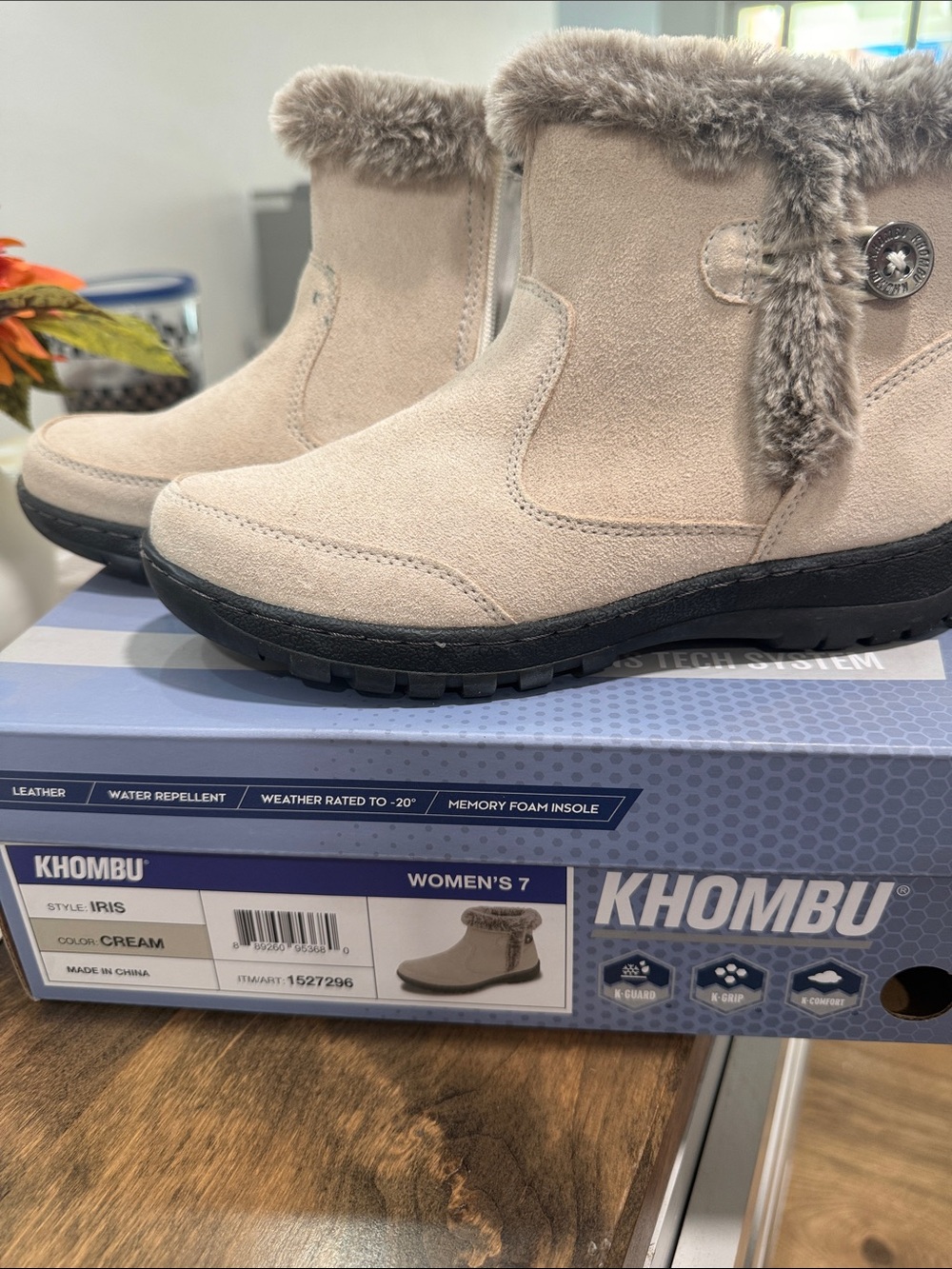 Khombu Cream Faux-Fur Cuff Winter Ankle Boots
